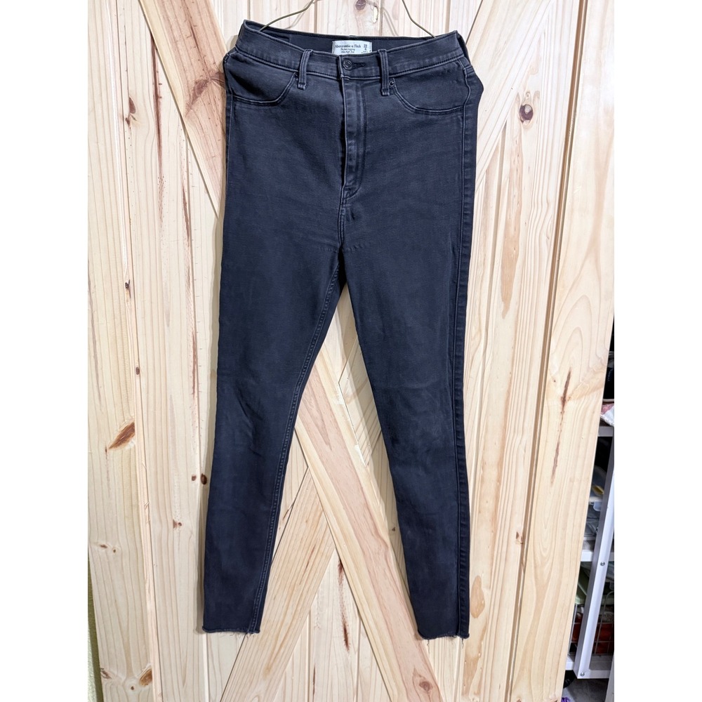 Abercrombie & Fitch Ultra High Rise Jean Legging Black Skinny 29/8L Raw Hem